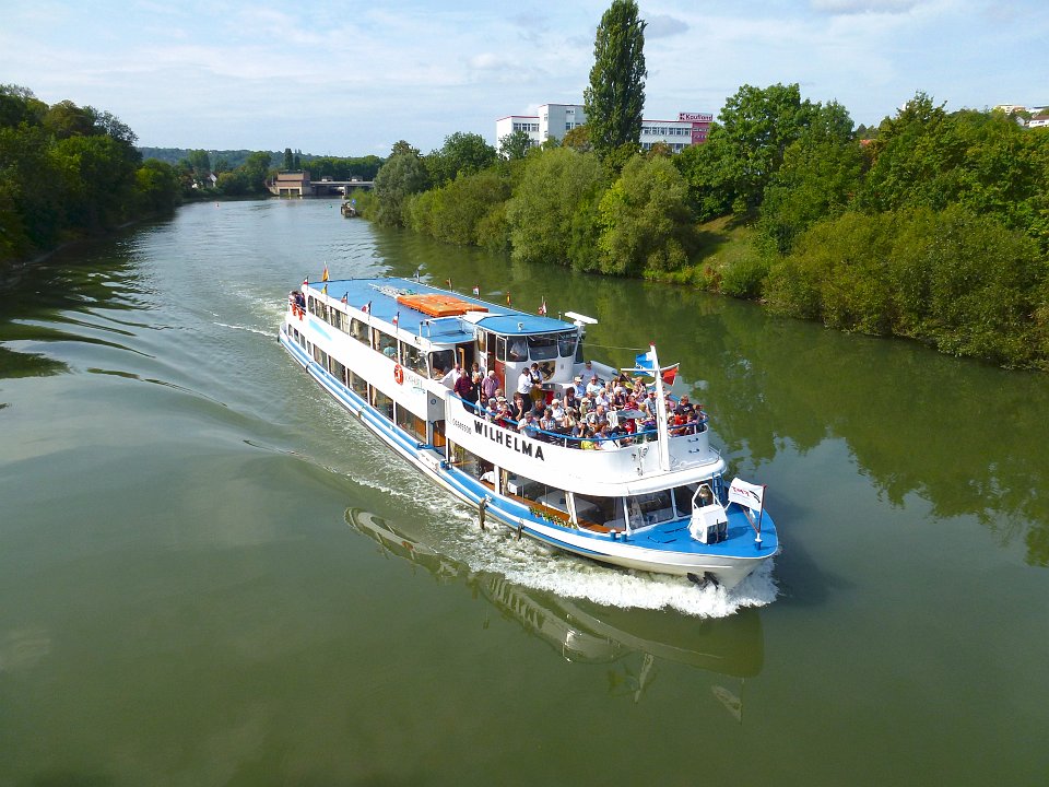 004.jpg - Der Neckar bei Bad Cannstatt