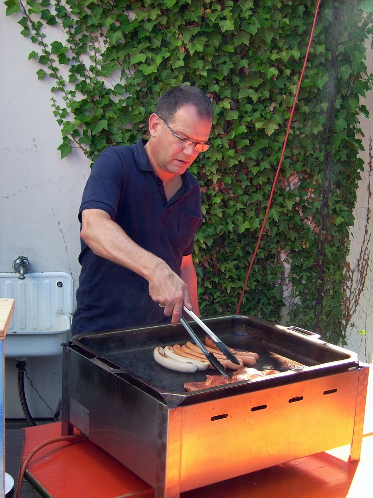 dsci0160.jpg - Angegrillt - und...